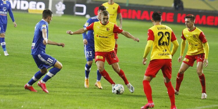 30.09.2020. Kielce. Fortuna 1. liga. Mecz Korona Kielce - Bruk Bet Termalica Nieciecza / Jarosław Kubalski / Radio Kielce