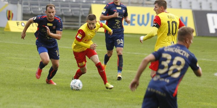 11.10.2020 Kielce. Mecz Korona Kielce – Odra Opole / Jarosław Kubalski / Radio Kielce