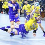 14.10.2020 Kielce. Piłka ręczna. Liga Mistrzów. Mecz Łomża Vive Kielce - Mieszkow Brześć. Artsem Karalek / Jarosław Kubalski / Radio Kielce