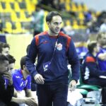 14.10.2020 Kielce. Piłka ręczna. Liga Mistrzów. Mecz Łomża Vive Kielce - Mieszkow Brześć. Trener Mieszkowa Raul Alonso / Jarosław Kubalski / Radio Kielce