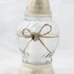 22.10.2020 Kielce. Znicz - 5 zł. / Jarosław Kubalski / Radio Kielce