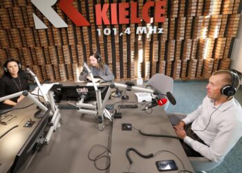 08.10.2020. Kielce. Punkty Widzenia. Na zdjęciu (od lewej): Renata Gruszczyńska - komendant Straży Miejskiej w Kielcach, red. Iwona Murawska - Radio Kielce, Michał Góźdź - dyrektor marketingu spółki zarządzającej galerią Korona w Kielcach / Jarosław Kubalski / Radio Kielce