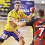 17.10.2020 Kielce. Piłka ręczna. PGNiG Superliga. Mecz Łomża Vive Kielce - Gwardia Opole. Tomasz Gębala / Jarosław Kubalski / Radio Kielce