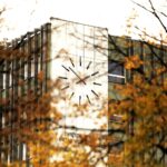 23.10.2020 Kielce. Zegar na ŚUW / Jarosław Kubalski / Radio Kielce