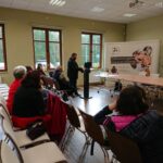 11.10.2020 Krzemionki. Warsztaty dotyczące historii wina / Emilia Sitarska / Radio Kielce