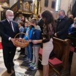 11.10.2020 Skalbmierz. Obchody Dnia Papieskiego. Na zdjęciu pierwszy od lewej Krzysztof Lipiec - poseł PiS / Marta Gajda / Radio Kielce