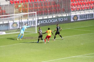 03.10.2020. Tychy. Fortuna 1 Liga. GKS Tychy - Korona Kielce / Krzysztof Bujnowicz / Radio Kielce