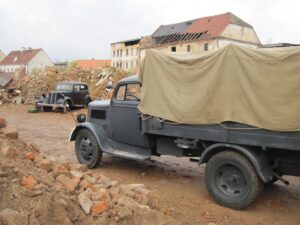 Końskie. Kolekcja zabytkowych samochodów Adama Kwiela. Na zdjęciu: 1939 Opel BLitz 2,5-32 / archiwum Adam Kwiel