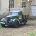 Końskie. Kolekcja zabytkowych samochodów Adama Kwiela. Na zdjęciu: 1939 Ford typ 922A / archiwum Adam Kwiel