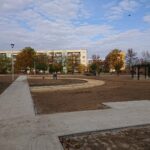 29.10.2020 Ostrowiec Świętokrzyski. Prace nad Ogrodem Zdrowia / Emilia Sitarska / Radio Kielce