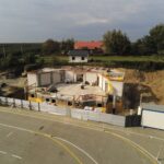 21.10.2020 Obrazów. Budowa domu kultury i amfiteatru w Obrazowie / Urząd Gminy Obrazów