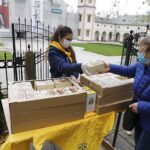 11.10.2020 Kielce. Obchody Dnia Papieskiego i zbiórka na stypendia / Jarosław Kubalski / Radio Kielce