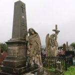 17.10.2020. Szewna. Spacer krajoznawczo-historyczny po cmentarzu szewieńskim / Emilia Sitarska / Radio Kielce