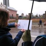 17.10.2020. Szewna. Spacer krajoznawczo-historyczny po cmentarzu szewieńskim / Emilia Sitarska / Radio Kielce