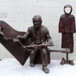 Ławeczka poświęcona Bronisławowi Opałce / Kamil Suchański