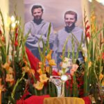 04.10.2020. Kielce. Wprowadzenie do parafii Ducha Świętego w Kielcach relikwii franciszkańskich męczenników / Wiktor Taszłow / Radio Kielce