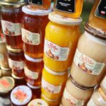 04.10.2020. Tokarnia. Piknik pszczelarski w Muzeum Wsi Kieleckiej / Wiktor Taszłow / Radio Kielce