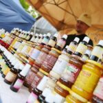 04.10.2020. Tokarnia. Piknik pszczelarski w Muzeum Wsi Kieleckiej / Wiktor Taszłow / Radio Kielce