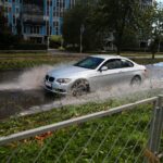 04.10.2020. Kielce. Zalana ulica Jagiellońska / Wiktor Taszlow / Radio Kielce