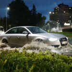05.10.2020 Kielce. Ulewa. Zalane ulice / Wiktor Taszłow / Radio Kielce