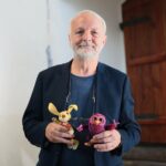 06.10.2020. Chmielnik. IX Spotkania z Kinem o Żydowskich Wątkach im. Andrzeja Koziei w synagodze. Na zdjęciu: Zbigniew Żmudzki - współtwórca  łódzkiego SE-MA-FOR-a, producent filmowy, nagrodzony Oskarem za "Piotrusia i wilka" / Wiktor Taszłow / Radio Kielce