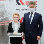 07.10.2020. Kielce. Rozstrzygnięcie konkursu historycznego "Klub Odkrywców". Na zdjęciu (od lewej): Adam Miś, Krzysztof Słoń - senator / Wiktor Taszłow / Radio Kielce