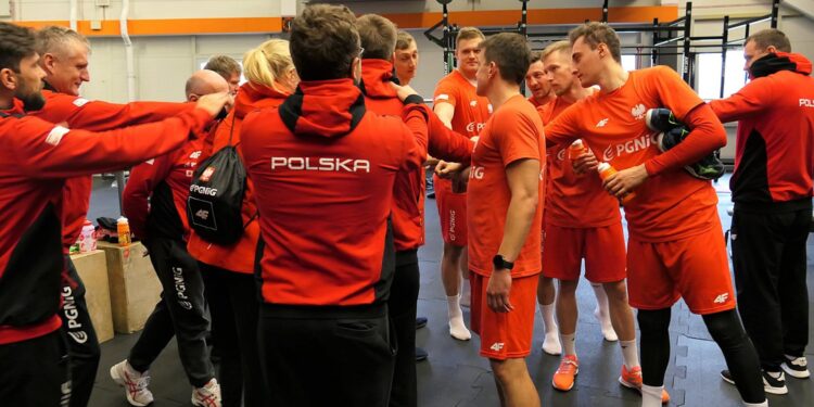 Zgrupowanie kadry narodowej piłkarzy ręcznych przygotowującej się w Płocku do eliminacji mistrzostw Europy / ZPRP