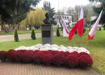 11.11.2020. Kazimierza Wielka. Barwy narodowe / Łukasz Maderak