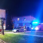 24.11.2020. Rudki. Akcja strażaków i policjantów w budynku mieszkalnym / OSP Stara Słupia