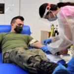 18.11.2020 Kielce. Terytorialsi oddają krew oraz osocze / szer.D.WOS / ŚBOT