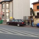 19.11.2020. Busko-Zdrój. Akcja policji przy ulicy Poprzecznej / Jarosław Kruk