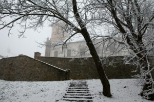 Święty Krzyż. Zima / Fot. Robert Felczak - Radio Kielce