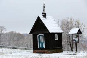 29.11.2020. Zima w Górach Świętokrzyskich / Robert Felczak / Radio Kielce