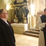 14.11.2019 Wąchock. Spektakl Teatru Telewizji „Dzień Gniewu” / Anna Głąb / Radio Kielce