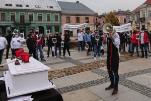 03.11.2020. Kielce. Protest branży gastronomicznej / Michał Kita / Radio Kielce