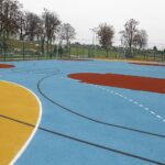 13.11.2020. Bogoria. Otwarcie boisk przy Zespole Placówek Oświatowych w Bogorii / Jarosław Kubalski / Radio Kielce