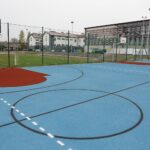 13.11.2020. Bogoria. Otwarcie boisk przy Zespole Placówek Oświatowych w Bogorii / Jarosław Kubalski / Radio Kielce