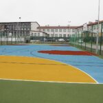 13.11.2020. Bogoria. Otwarcie boisk przy Zespole Placówek Oświatowych w Bogorii / Jarosław Kubalski / Radio Kielce