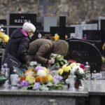 03.11.2020. Kielce. Cmentarz przy ulicy Ściegiennego / Jarosław Kubalski / Radio Kielce