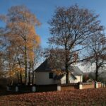 15.11.2020. Kostomłoty. Kaplica Rzymskokatolicka pw. Przemienienia Pańskiego / Robert Felczak / Radio Kielce