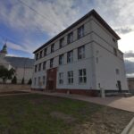 03.11.2020 Kazimierza Wielka. Rozbudowa szkoły podstawowej / Marta Gajda / Radio Kielce