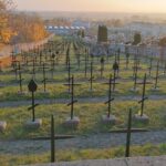 01.11.2020. Pińczów. Cmentarz wojenny / Marta Gajda / Radio Kielce