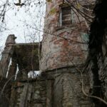28.11.2020. Wolica. Ruiny willi Joachima Hempla / Robert Felczak / Radio Kielce