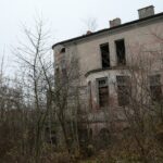 28.11.2020. Wolica. Ruiny willi Joachima Hempla / Robert Felczak / Radio Kielce