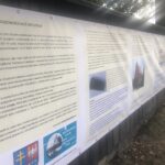 13.11.2020. Wiązownica Kolonia. Historia Wiązownicy Kolonii na banerze / Grażyna Szlęzak-Wójcik / Radio Kielce