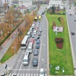 09.11.2020 Kielce. Protest przewoźników autobusowych / Jarosław Kubalski / Radio Kielce