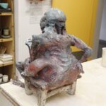 25.11.2020 Kielce. Instytut Dizajnu. Rzeźba Zdworzec autorstwa Michała Podleśnego / Jarosław Kubalski / Radio Kielce