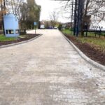 09.11.2020 Sandomierz. Wyremontowana droga do stacji dializ Szpitala Specjalistycznego / Starostwo Powiatowe w Sandomierzu