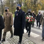 11.11.2020. Sandomierz. Uroczystości patriotyczne przy pomniku 2. Pułku Piechoty Legionów Armii Krajowej / Grażyna Szlęzak-Wójcik / Radio Kielce