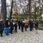 11.11.2020. Sandomierz. Uroczystości patriotyczne przy pomniku 2. Pułku Piechoty Legionów Armii Krajowej / Grażyna Szlęzak-Wójcik / Radio Kielce